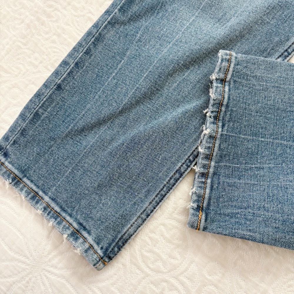 Abercrombie &‎ Fitch Ultra High Rise Ankle Straight Jeans Sz 26 Short - Picture 3 of 4